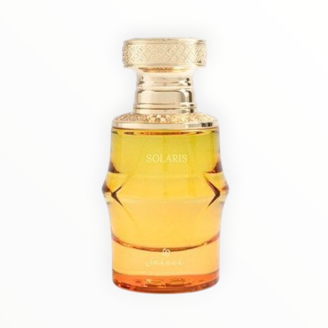 Rimaal Saleel Solaris Eau de Parfum in einem eleganten, bernsteinfarbenen Glasflakon mit goldenem Verschluss.